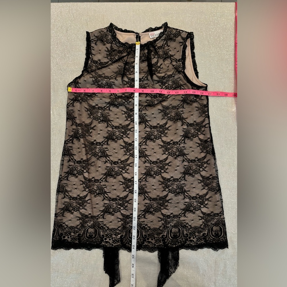 Red Valentino sleeveless black lace top size 6 - Picture 4 of 6